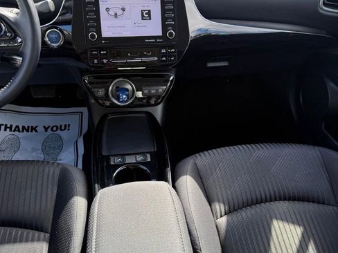 Used 2022 Toyota Prius Prime LE image 20