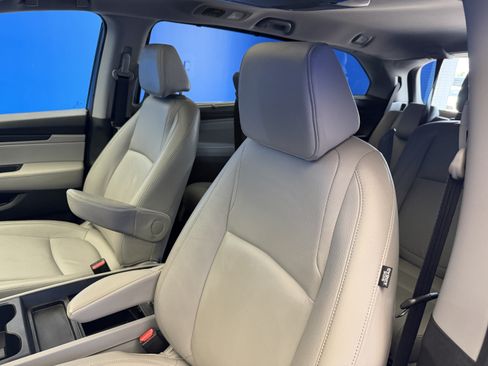 Used 2019 Honda Odyssey EX-L image 12