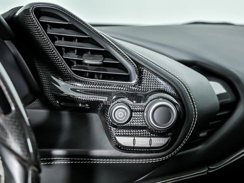 Used 2016 Ferrari 488 Spider RWD image 38