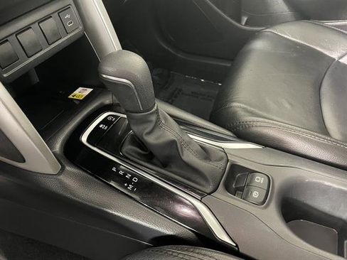 Certified 2023 Toyota Corolla Cross LE w/ Moonroof Package image 18