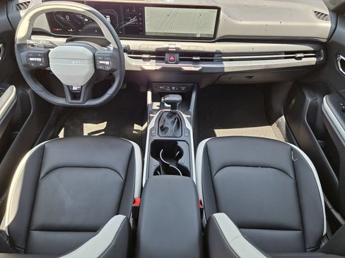 New 2026 Kia K4 EX w/ GT-Line Premium Package FWD image 19