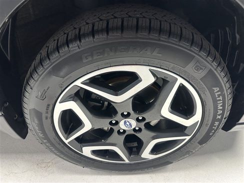 Used 2018 Subaru Crosstrek 2.0i Limited AWD/4WD image 14