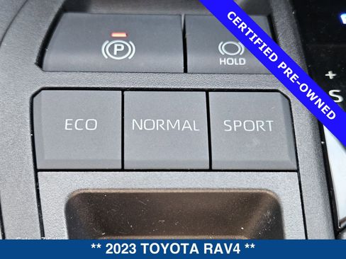 Used 2023 Toyota RAV4 XLE image 32