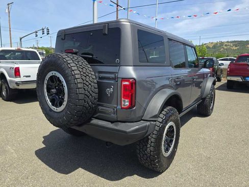Certified 2021 Ford Bronco Black Diamond w/ Sasquatch Package AWD/4WD image 5