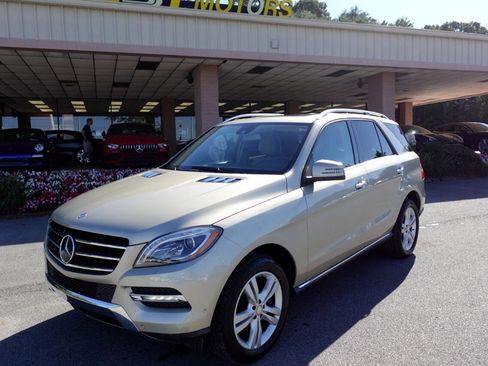 Used 2013 Mercedes-Benz ML 350 4MATIC image 22