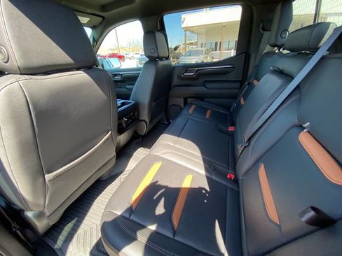 Used 2023 GMC Sierra 1500 AT4 w/ Technology Package image 14
