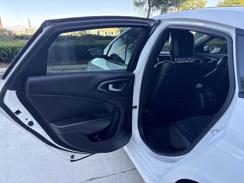 Used 2015 Chrysler 200 S w/ Navigation & Sound Group I image 11