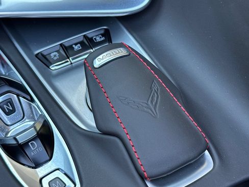 Used 2023 Chevrolet Corvette Stingray Premium Conv w/ Z51 Performance Package RWD image 28