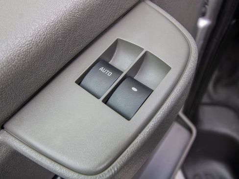 Used 2017 Chevrolet Express 3500 LT w/ LT Preferred Equipment Group image 11