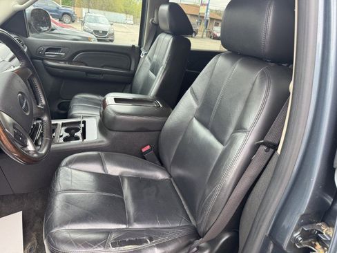 Used 2007 GMC Yukon Denali image 9