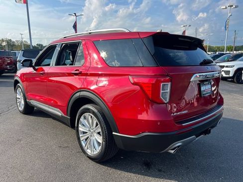 Used 2022 Ford Explorer Limited w/ Equipment Group 301A AWD/4WD image 5