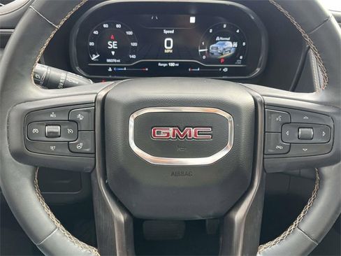 Used 2023 GMC Yukon XL AT4 image 22