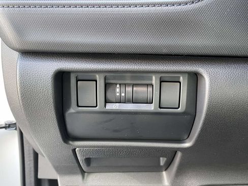 Used 2026 Subaru Forester Premium w/ Base/Premium Plus Package AWD/4WD image 9