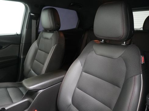 Used 2021 Chevrolet TrailBlazer RS w/ Convenience Package image 9