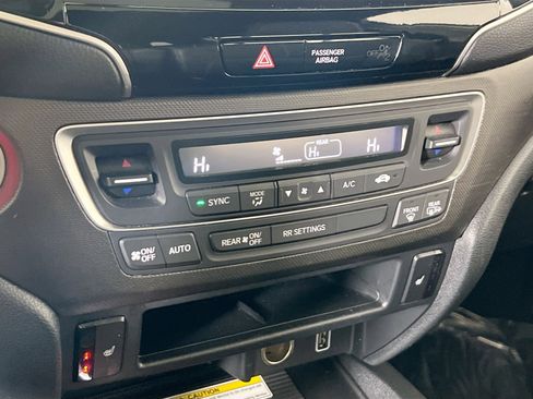 Used 2022 Honda Passport TrailSport image 16