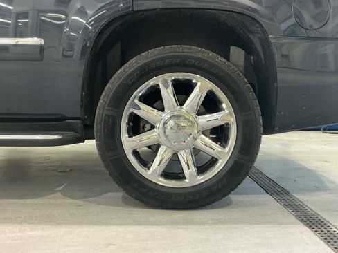 Used 2013 GMC Yukon Denali image 30