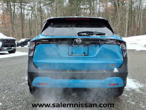 New 2026 Nissan Kicks SR w/ SR Premium Package FWD image 5