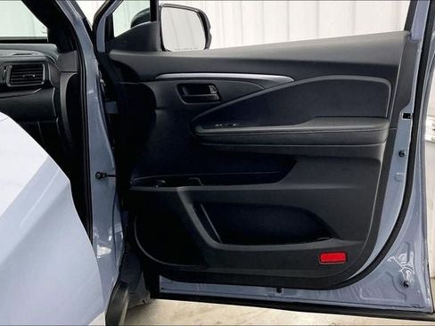 Certified 2023 Honda Passport EX-L image 22