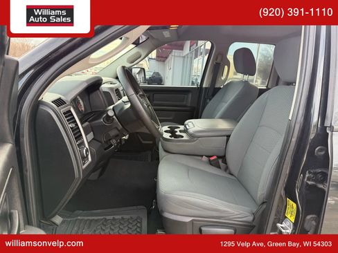 Used 2016 RAM 1500 Express w/ Black Ram 1500 Express Group image 9