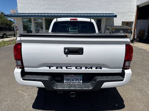 Used 2019 Toyota Tacoma SR RWD image 4