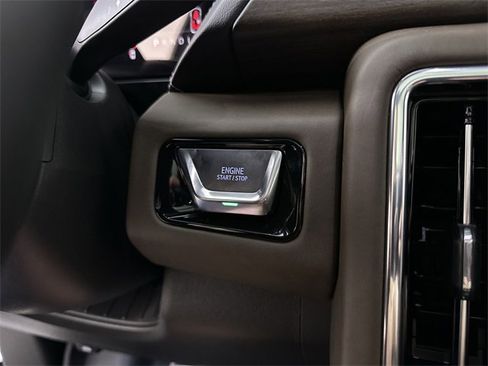 New 2026 GMC Yukon XL Denali Ultimate image 17