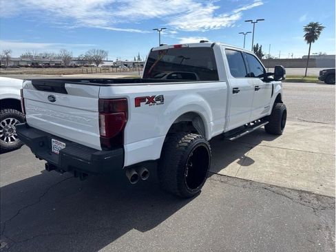 Used 2022 Ford F250 XLT w/ FX4 Off-Road Package AWD/4WD image 5