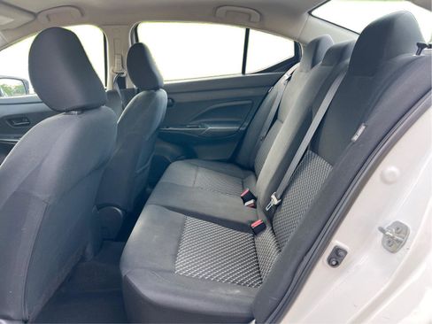 Used 2021 Nissan Versa S FWD image 8