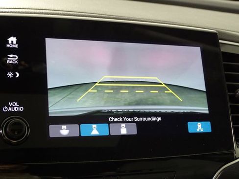 Used 2022 Honda Pilot Special Edition image 8