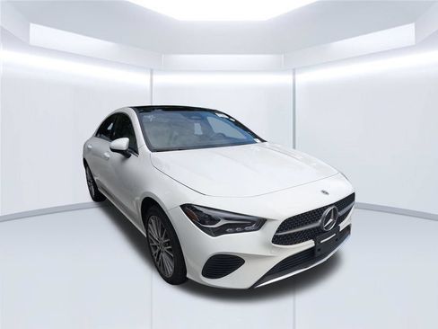 Used 2025 Mercedes-Benz CLA 250 image 3