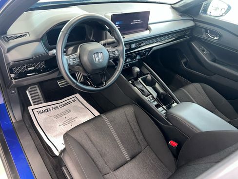 Used 2023 Honda Accord Sport image 7