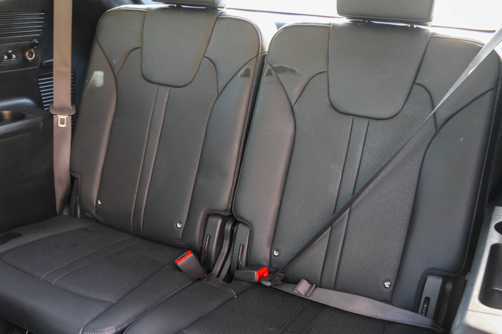 Used 2023 Kia Sorento EX FWD image 14