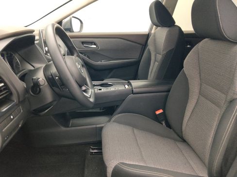 Used 2021 Nissan Rogue SV FWD image 17
