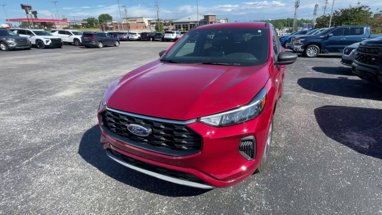 Used 2023 Ford Escape ST-Line AWD/4WD image 4