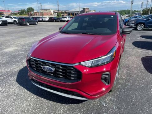 Used 2023 Ford Escape ST-Line AWD/4WD image 4