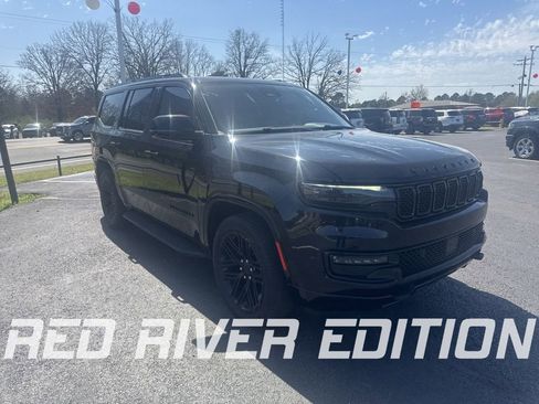 Used 2023 Jeep Wagoneer Series II image 3