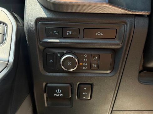 Used 2022 Ford F150 Platinum w/ Equipment Group 701A High AWD/4WD image 34