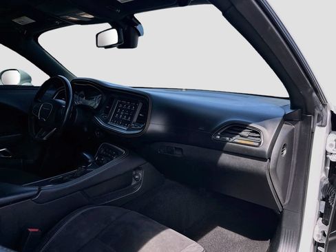 Used 2022 Dodge Challenger R/T Scat Pack RWD image 28