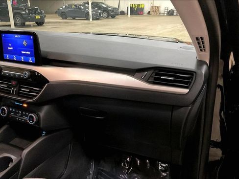 Certified 2022 Ford Escape SE w/ Convenience Package AWD/4WD image 15