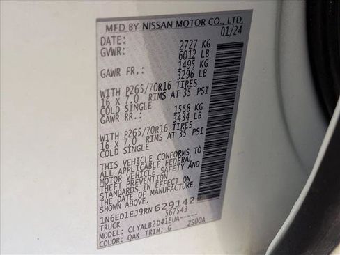 Used 2024 Nissan Frontier SV image 24