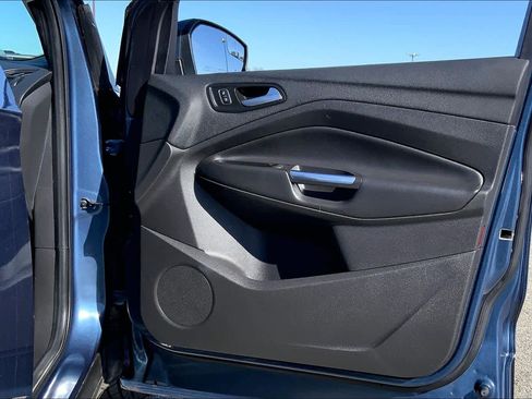 Used 2018 Ford Escape SE w/ SE Sync 3 Package image 24