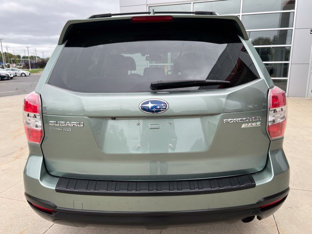 Used 2016 Subaru Forester 2.5i Limited AWD/4WD image 5