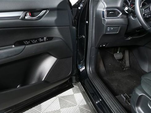 Used 2019 MAZDA CX-5 Sport image 12