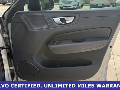 Certified 2023 Volvo XC60 B5 Plus w/ Climate Package AWD/4WD image 10