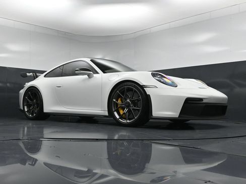 Certified 2024 Porsche 911 GT3 RWD image 26