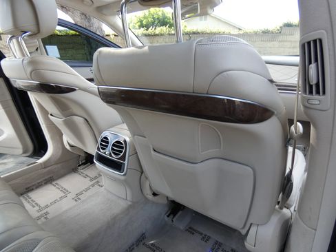 Used 2018 Mercedes-Benz S 560 Sedan image 38