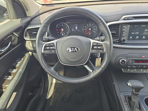 Used 2019 Kia Sorento FWD w/ LX Convenience Package image 10