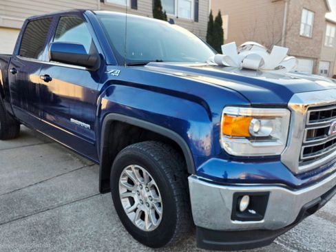 Used 2014 GMC Sierra 1500 SLE w/ SLE Value Package image 3