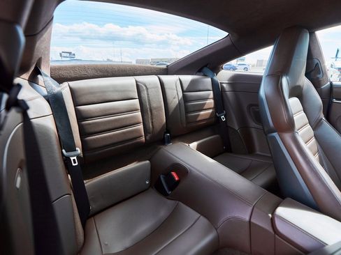 Used 2022 Porsche 911 Turbo S image 41