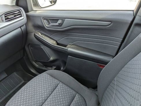 Used 2025 Ford Escape Active image 17