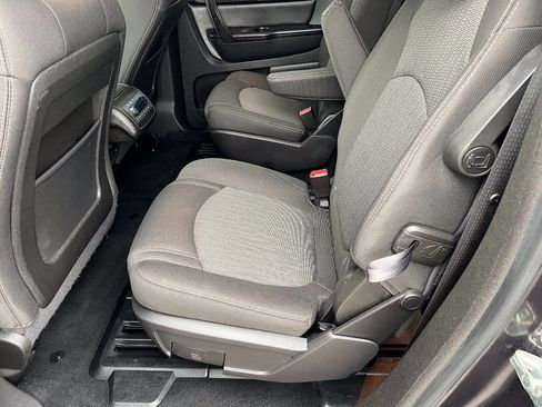Used 2016 Chevrolet Traverse LT w/ Traveler's Package FWD image 23